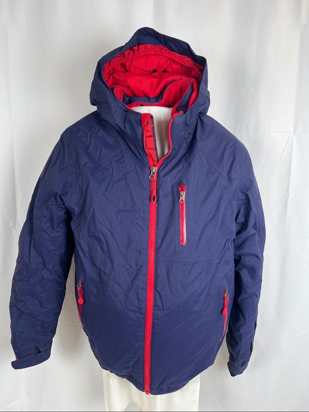LL Bean Thinsulate Navy w/Red trim Boys Winter Coat w/ Removable Hood 10/12 EUC